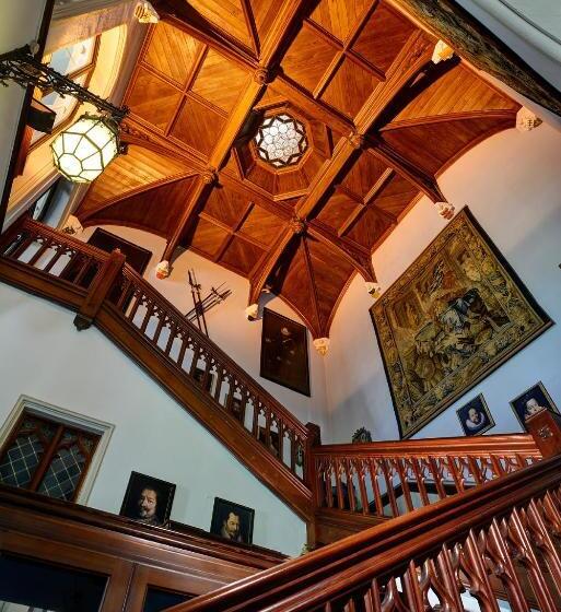 جناح مطلّ علي الحديقة, Castello Dal Pozzo