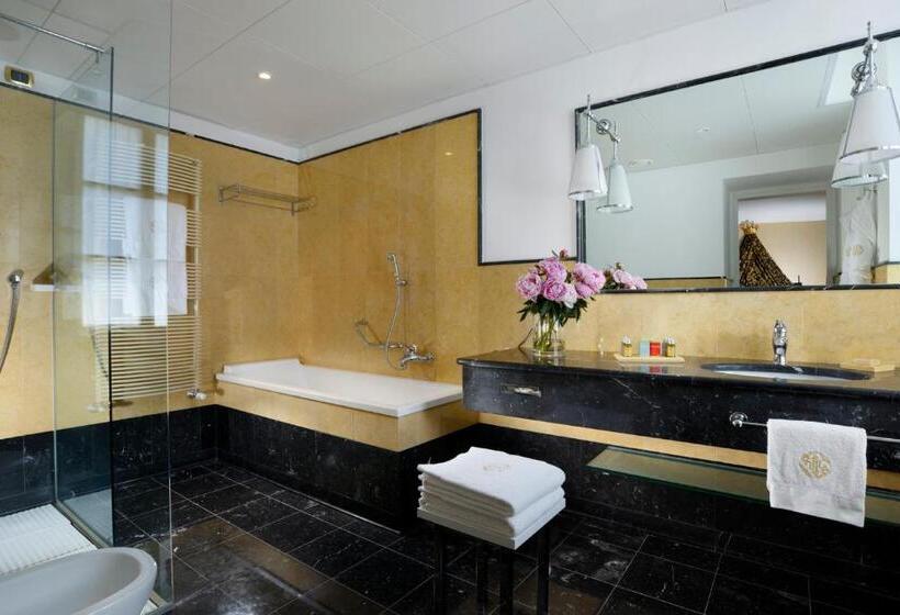 غرفة ديلوكس مطلّة علي الحديقة, Castello Dal Pozzo