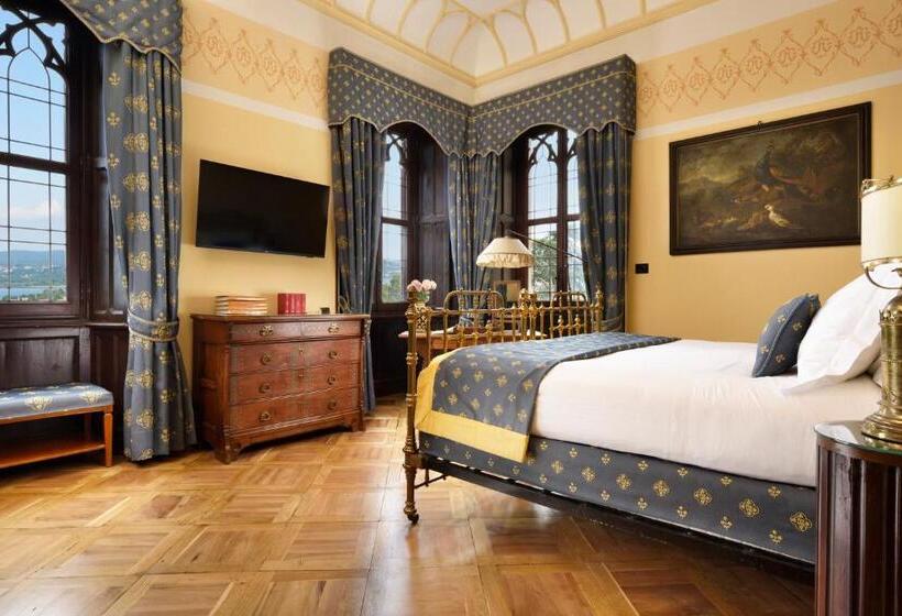 جناح دوبلكس, Castello Dal Pozzo