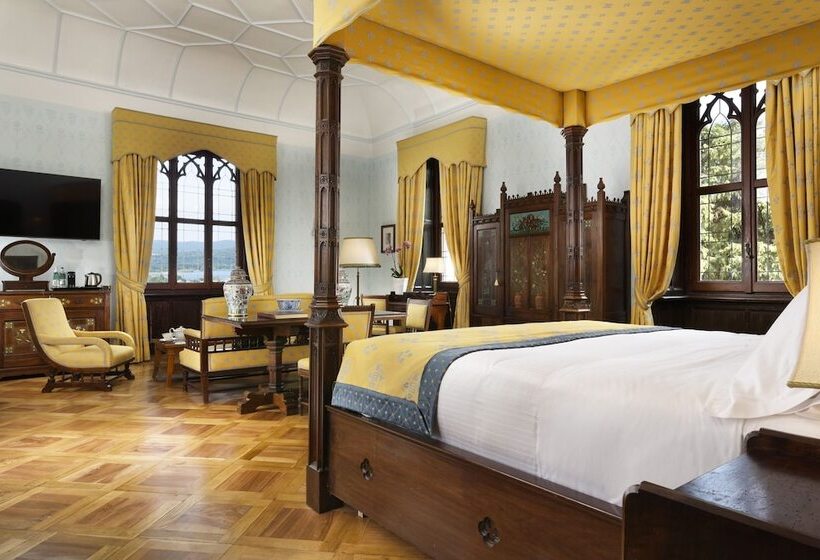 جناح مطل على البحيرة, Castello Dal Pozzo