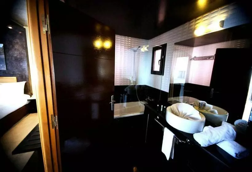 اتاق پرستیژ, Dellarosa Boutique Hotel And Spa