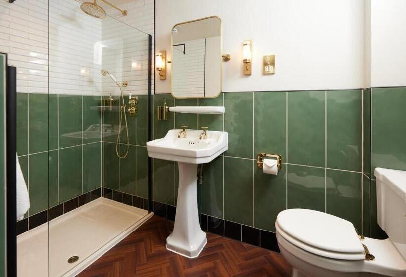 חדר סטנדרט, Dog And Partridge By Greene King Inns