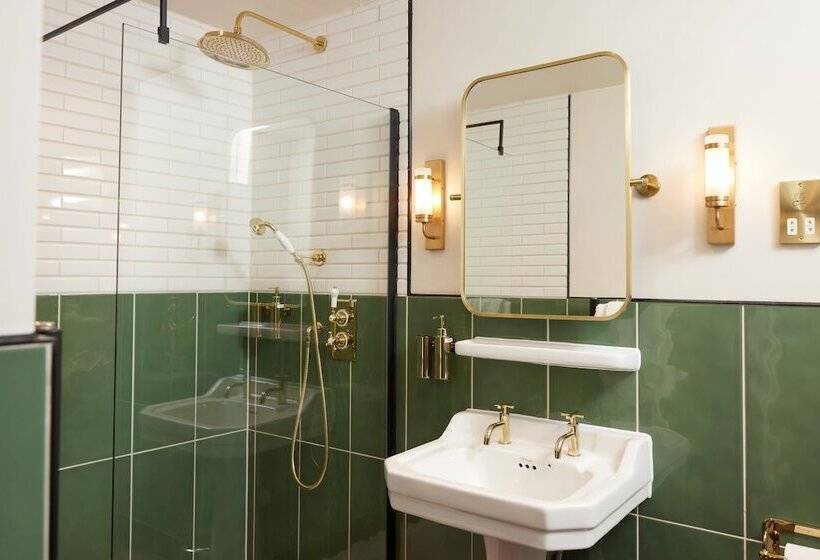 חדר סטנדרט, Dog And Partridge By Greene King Inns