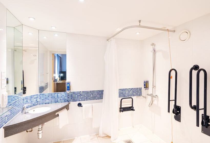 适合残疾人使用的标准间, Holiday Inn Express Dundee, An Ihg