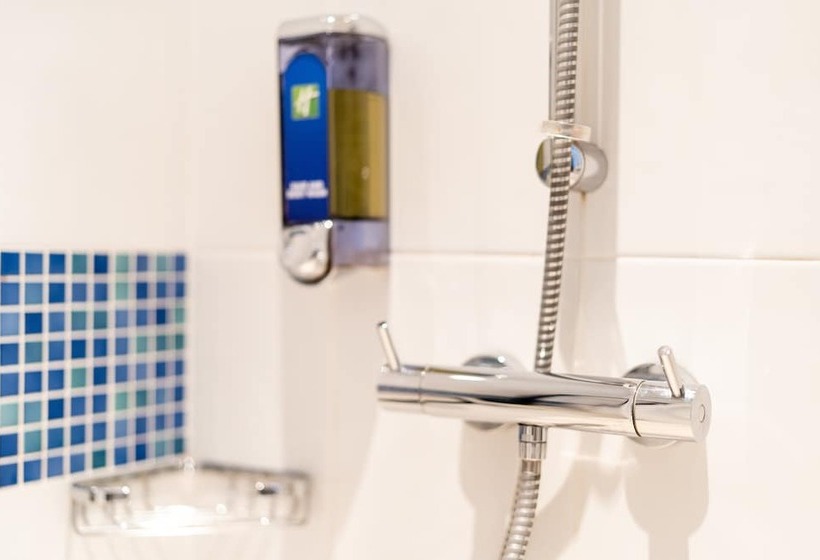 适合残疾人使用的标准间, Holiday Inn Express Dundee, An Ihg