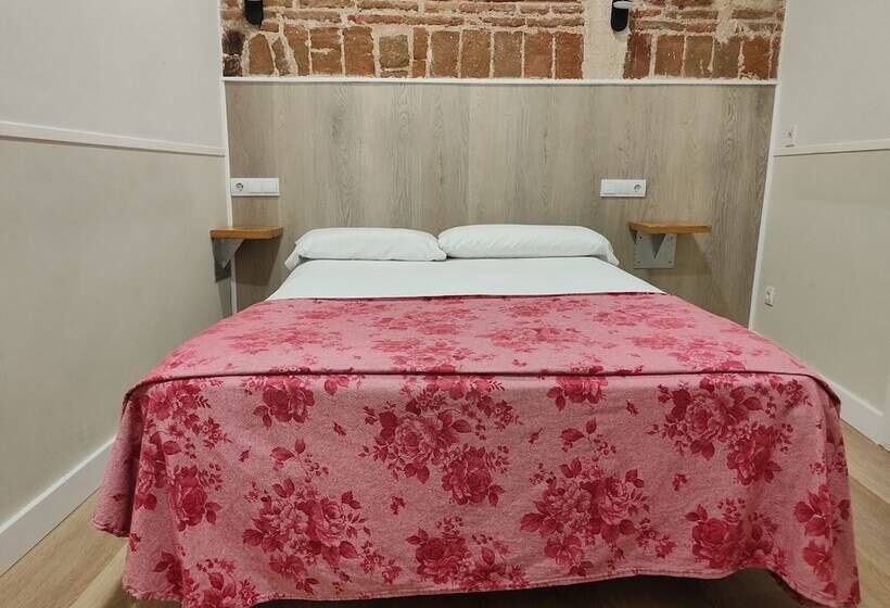 اتاق استاندارد, Hostal Madrid