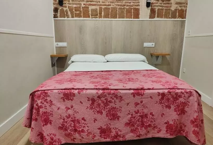اتاق استاندارد, Hostal Madrid