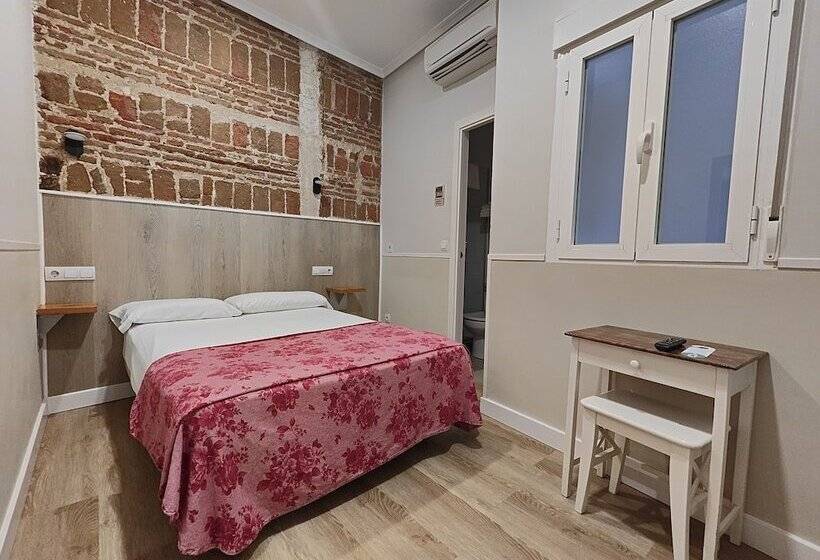 اتاق استاندارد, Hostal Madrid