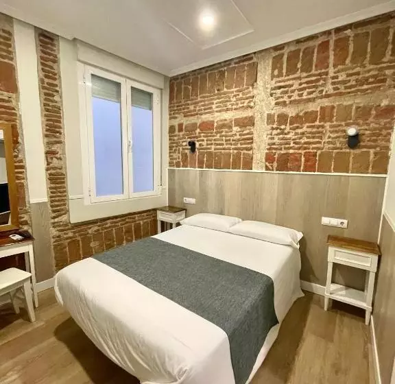اتاق عادی اینتریور, Hostal Madrid