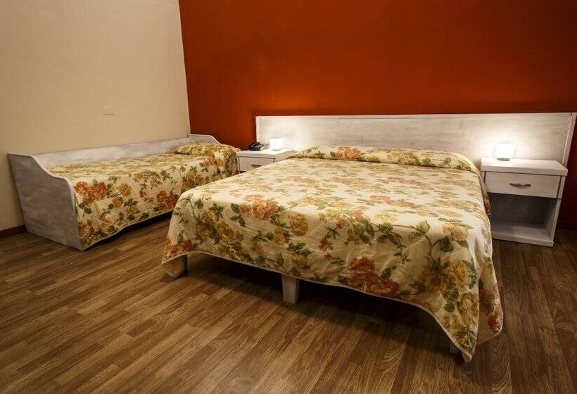 Номер Стандарт Трехместный, Locanda Scirocco