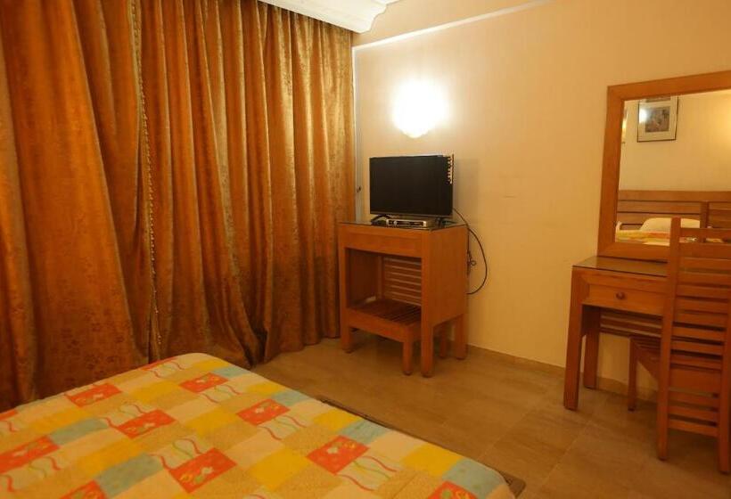 اتاق استاندارد, Naher El Founoun