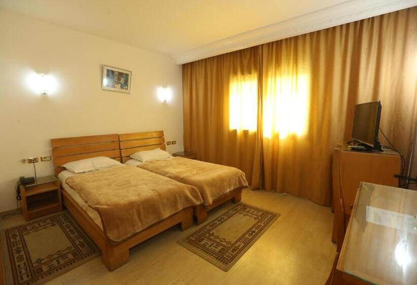 اتاق استاندارد, Naher El Founoun