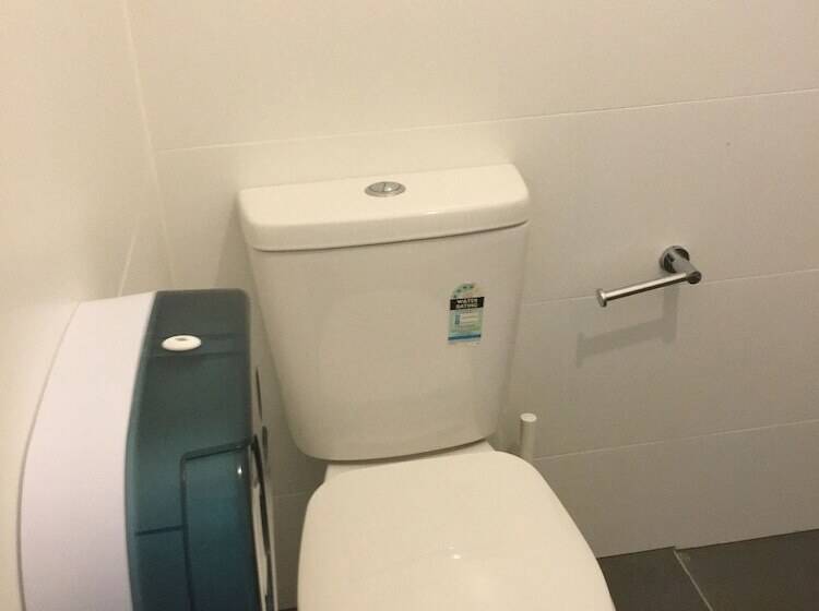 标准间, Nomads Sydney