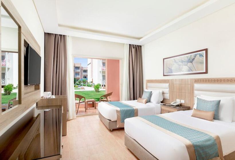 اتاق استاندارد سه نفره, Pickalbatros Aqua Park Resort Hurghada