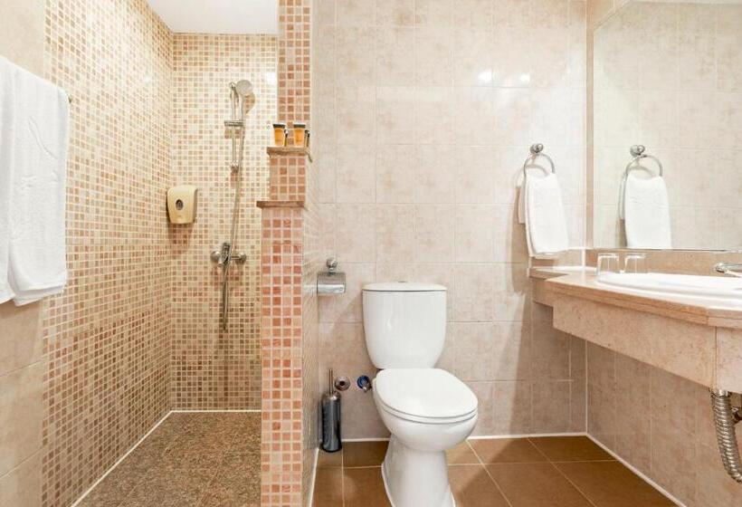 اتاق استاندارد با چشم‌انداز استخر, Pickalbatros Aqua Park Resort Hurghada