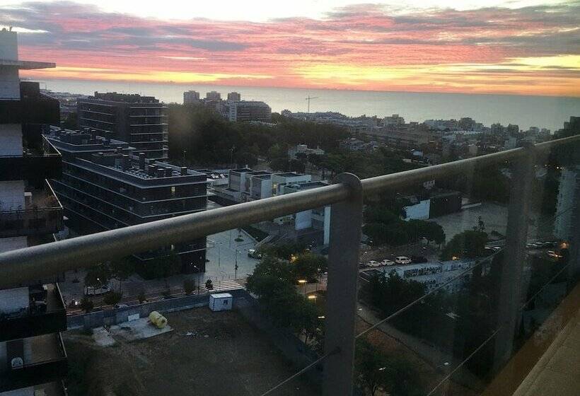 スタンダードルーム, Badalona Tower