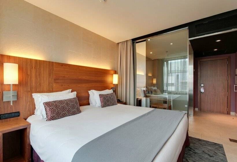 スタンダードルーム, Badalona Tower