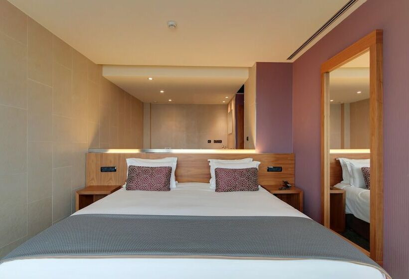 ジュニアスイート, Badalona Tower