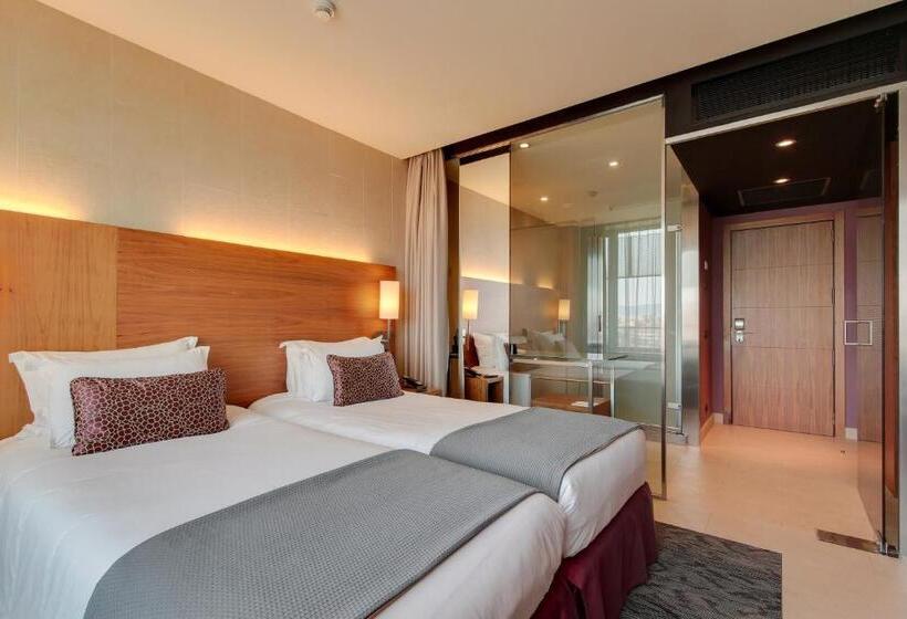 スタンダードルーム, Badalona Tower