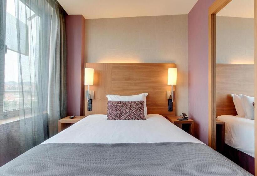 スタンダードシングルルーム, Badalona Tower