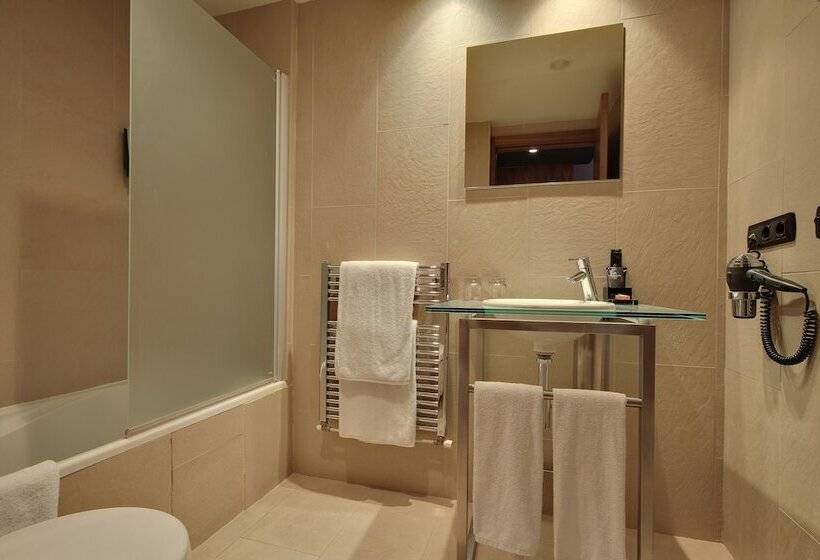 スタンダードシングルルーム, Badalona Tower