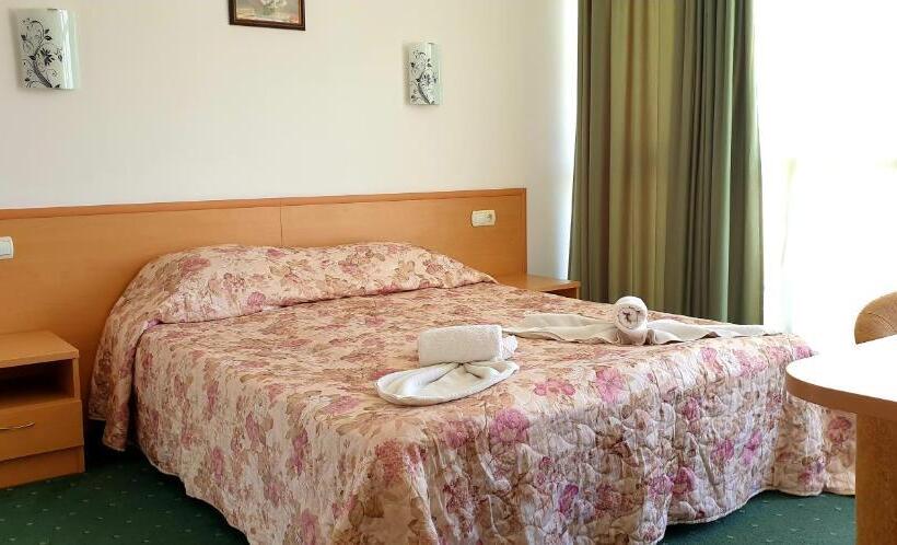 1ベッドルームアパートメント, Sunny Day Club