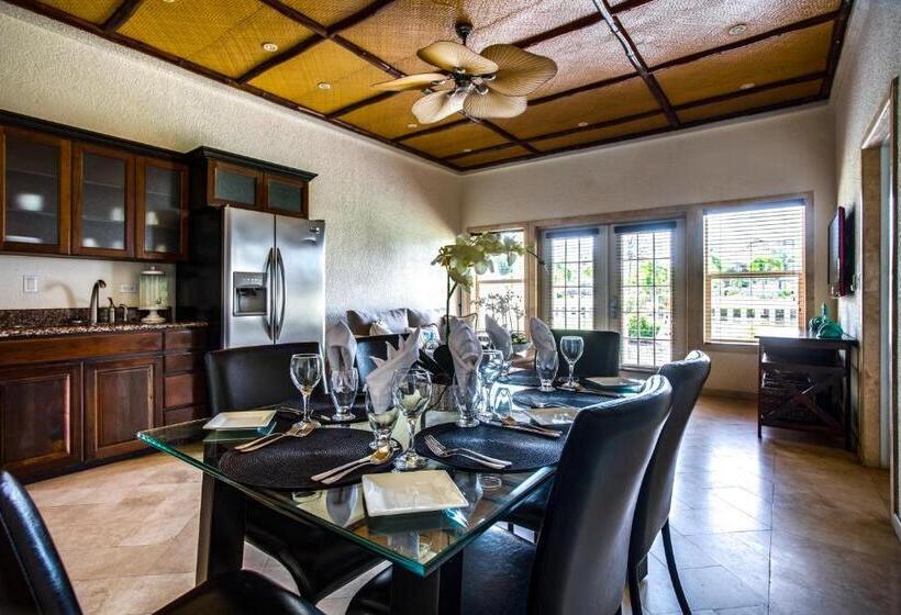 סוויטת 2 חדרי שינה, The Placencia