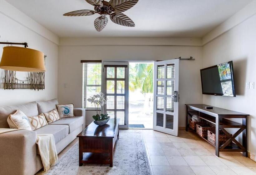 סוויטת 3 חדרי שינה, The Placencia