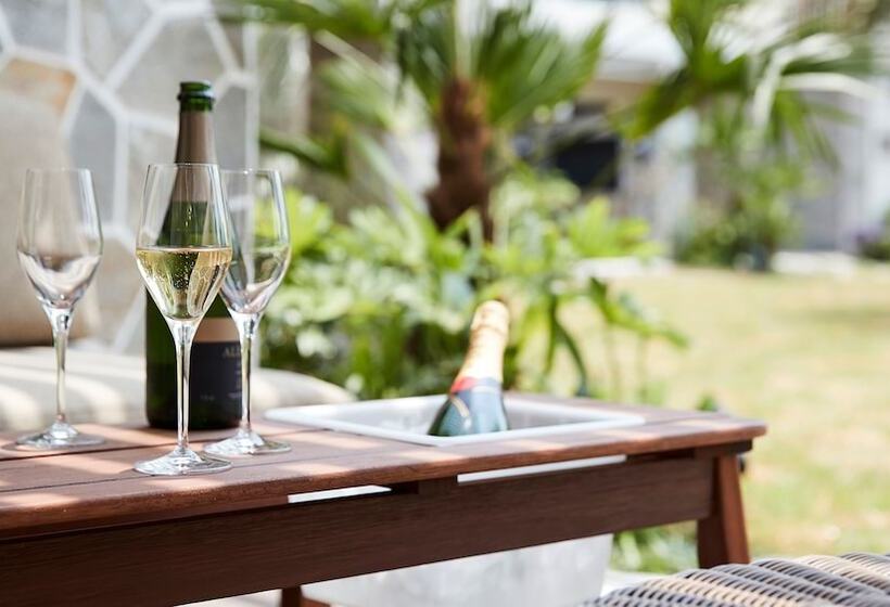 חדר משפחתי עם מיטת קומתיים, The Suites Hotel Jeju