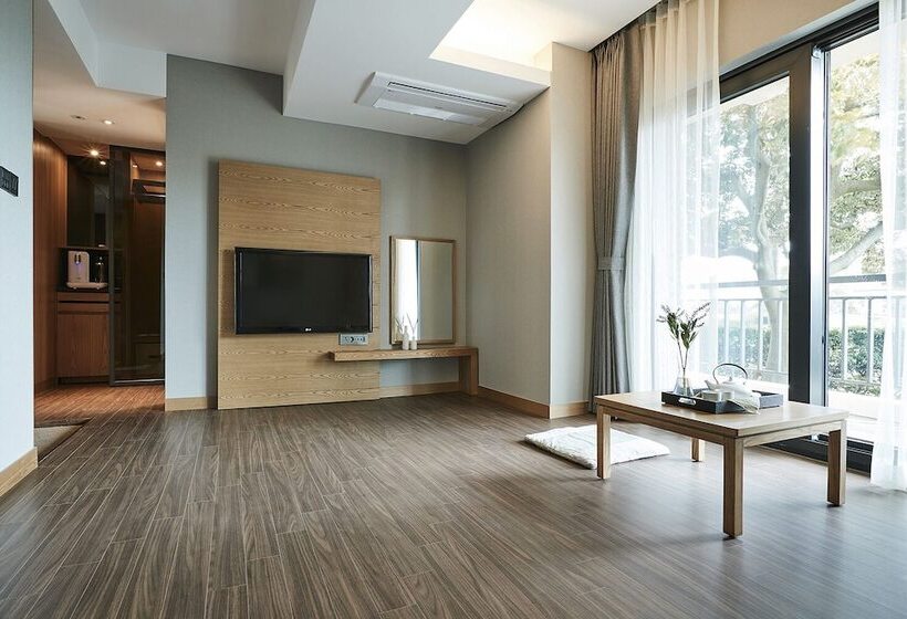 חדר דלוקס, The Suites Hotel Jeju