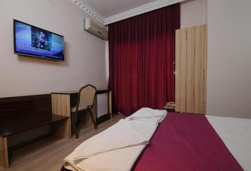 Номер Стандарт Трехместный, Rosy