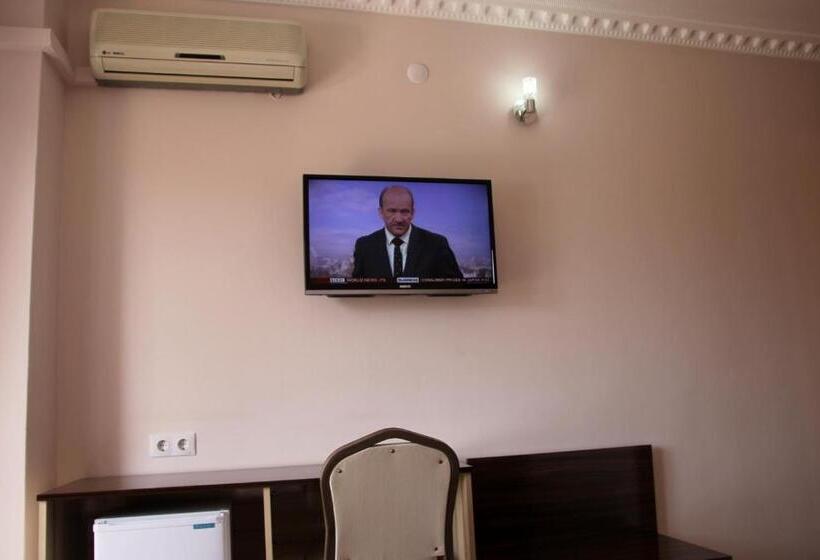 Номер Стандарт Трехместный, Rosy