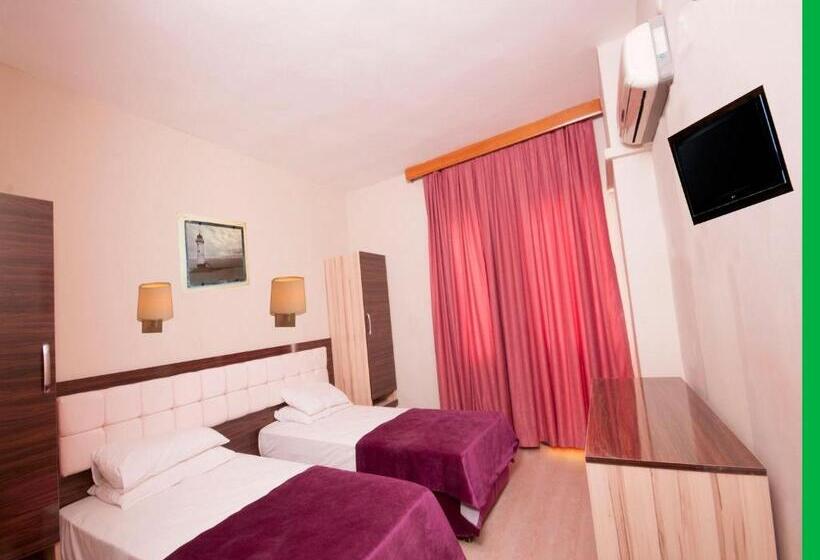 Номер Стандарт Трехместный, Rosy