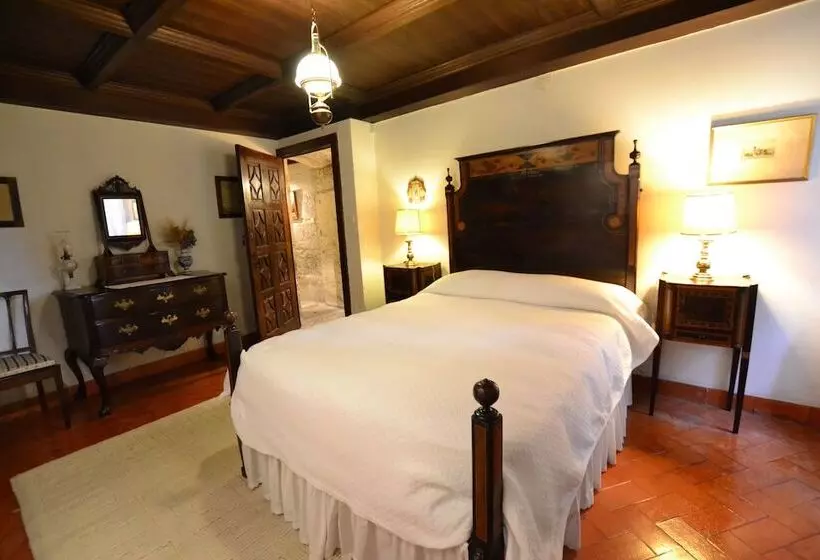 Standard Yhden Hengen Huone, Casa Das Paredes