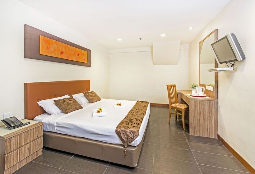 Habitación Deluxe, 81 Tristar