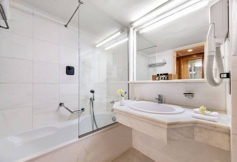 Номер Стандарт Вид на Сад, Aquila Rithymna Beach