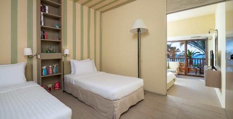 Семейный Номер Вид на Сад, Aquila Rithymna Beach