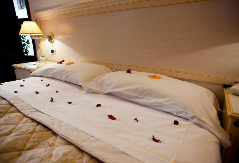 Номер Стандарт, Corso