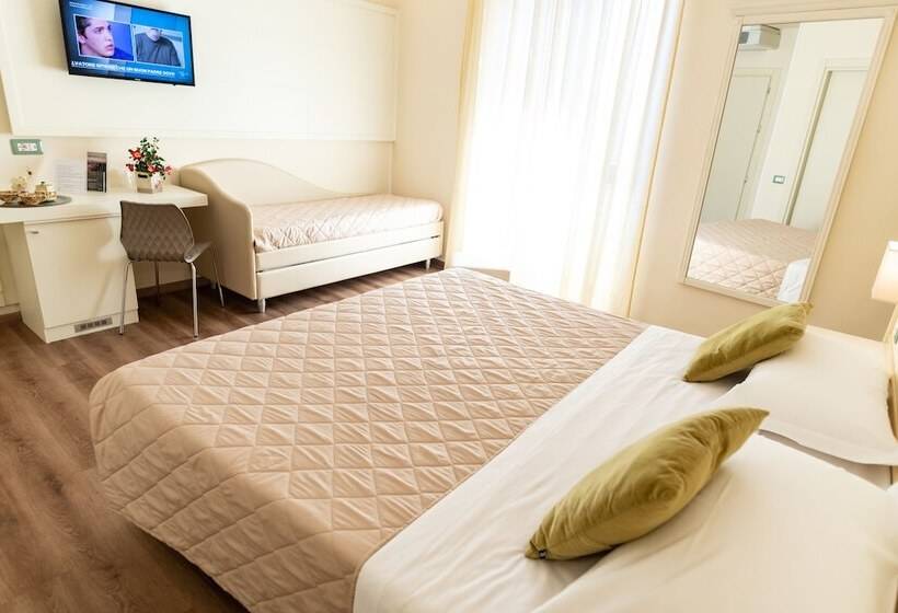 Номер Стандарт Трехместный, Corso