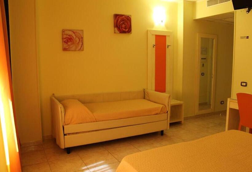 غرفة قياسية ثلاثية, Cristal Eboli