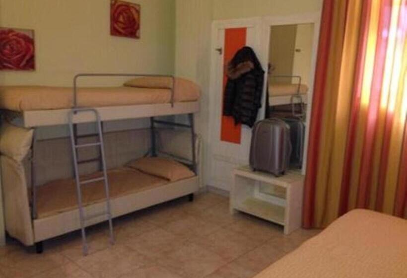 غرفة قياسية رباعية, Cristal Eboli