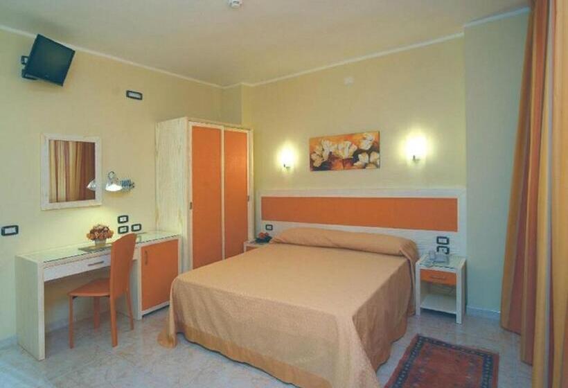 غرفة قياسية رباعية, Cristal Eboli