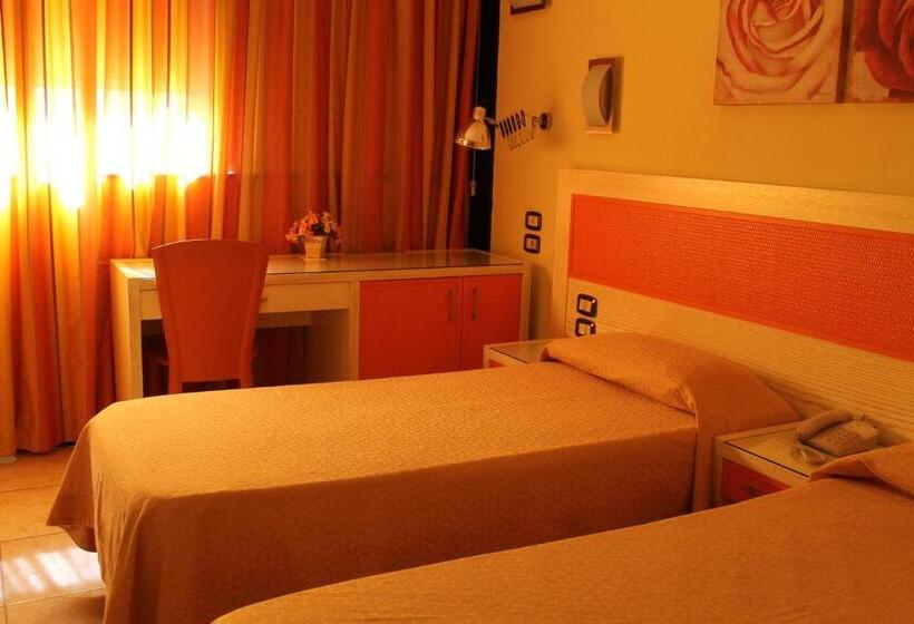 غرفة قياسية, Cristal Eboli