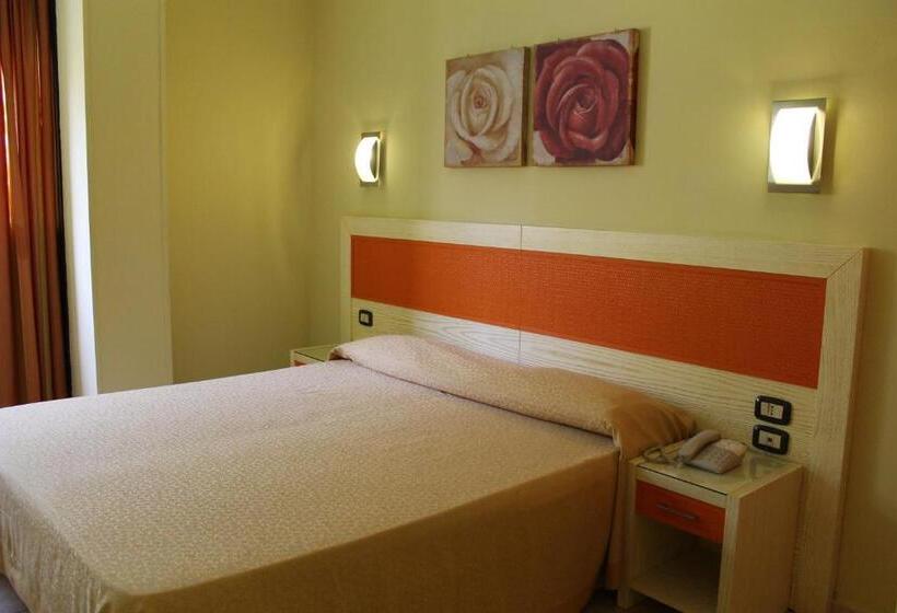 غرفة قياسية, Cristal Eboli