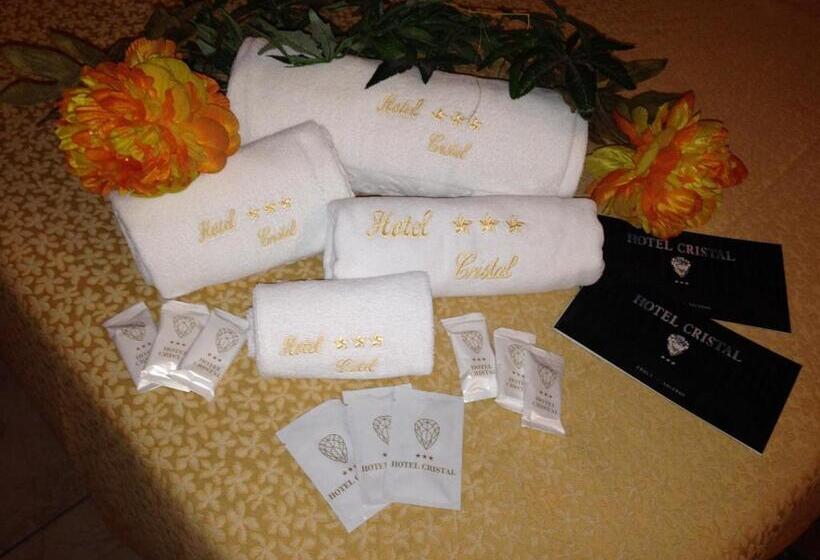 غرفة قياسية, Cristal Eboli