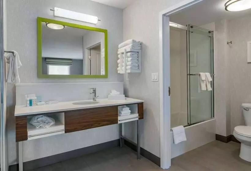 استودیوی استاندارد, Hampton Inn & Suites By Hilton Edmonton/west