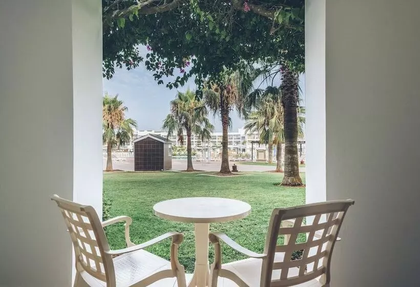 اتاق اساندارد با چشم‌انداز جانبی به دریا, Iberostar Waves Saidia