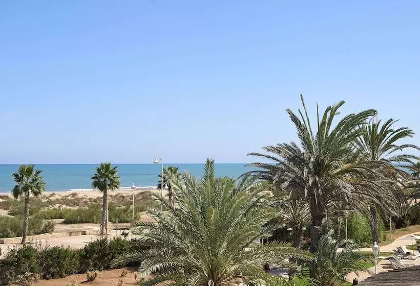 اتاق اساندارد با چشم‌انداز جانبی به دریا, Iberostar Waves Saidia