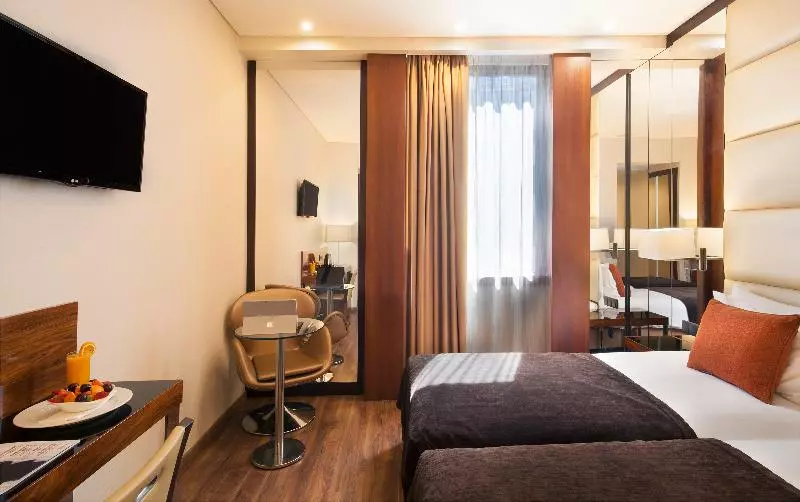 Suite Queen Bed, Miramar Al Aqah Beach Resort