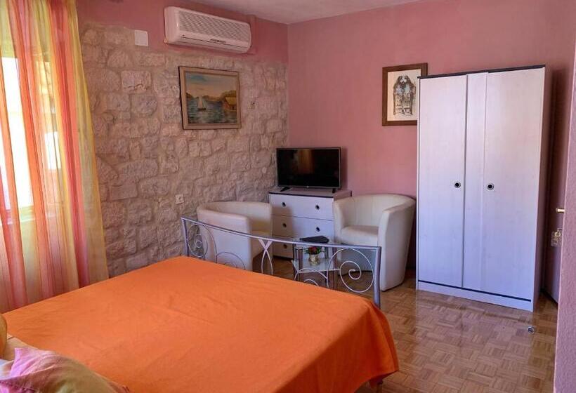 חדר סטנדרט, Palace Derossi